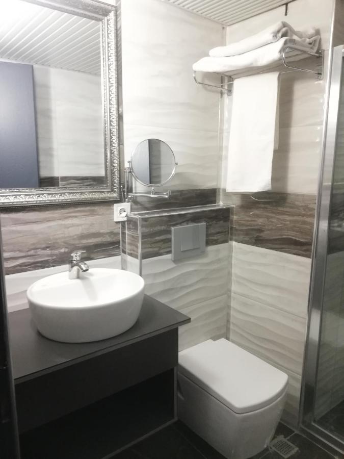 Uenaten Otel Gaziemir 外观 照片