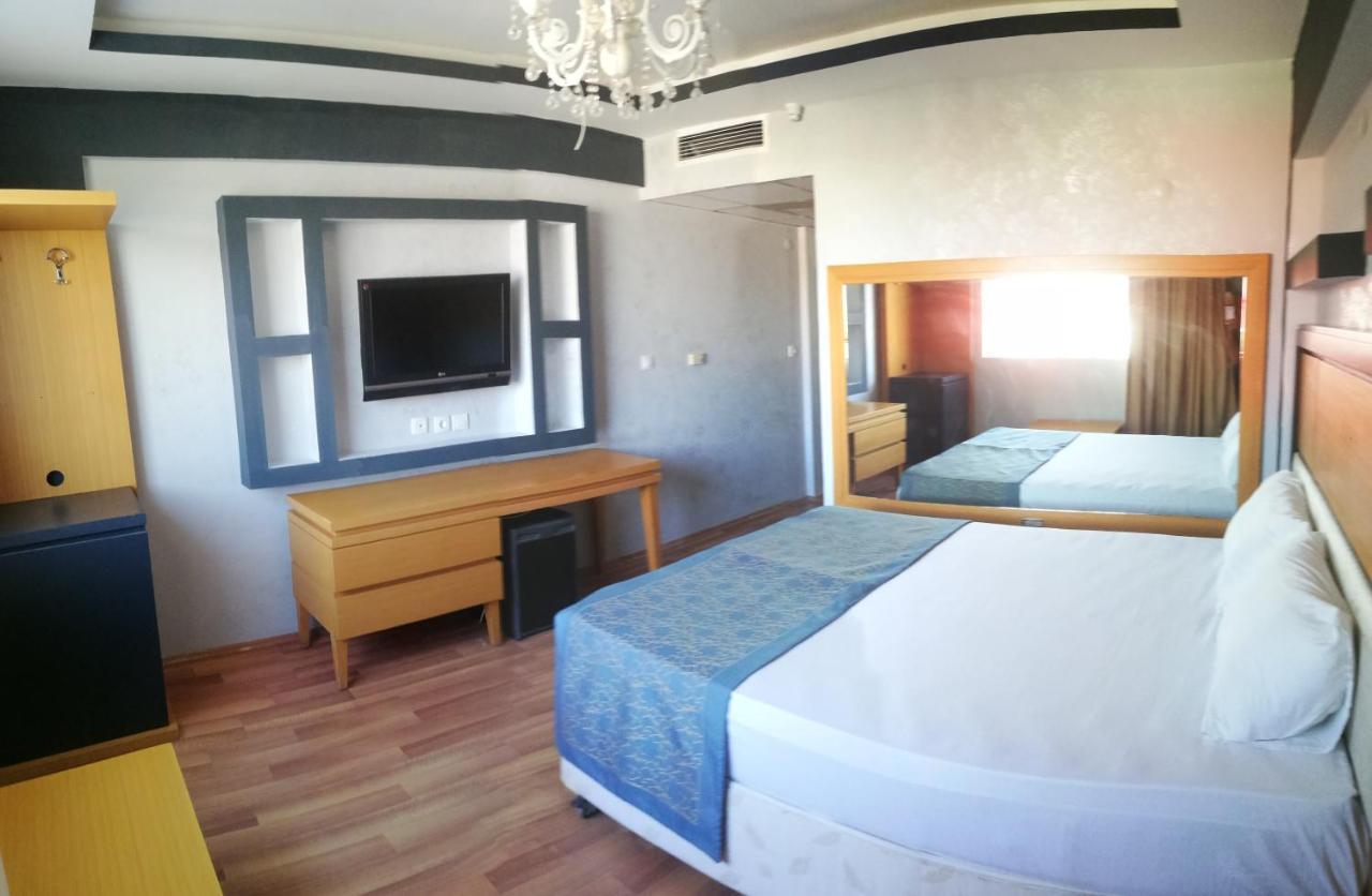 Uenaten Otel Gaziemir 外观 照片