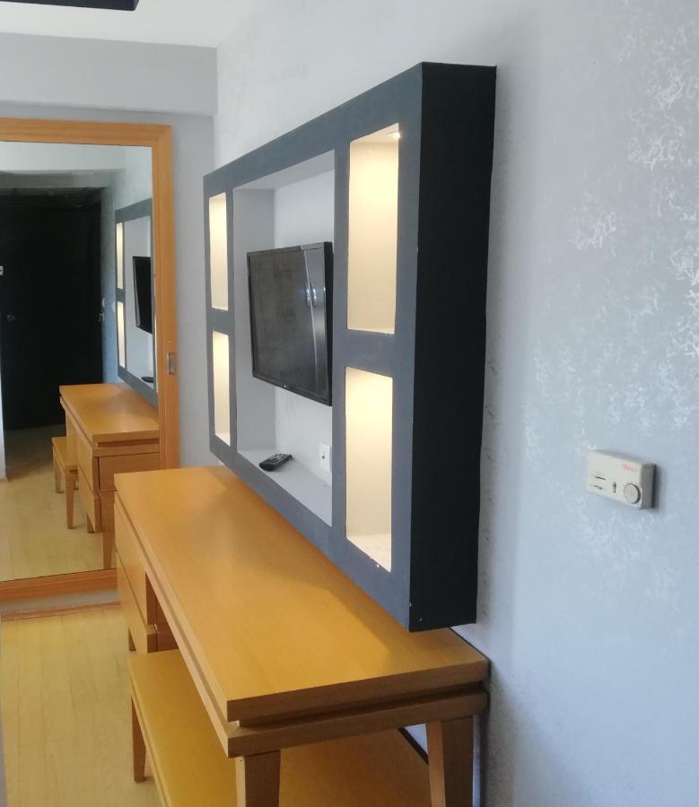 Uenaten Otel Gaziemir 外观 照片