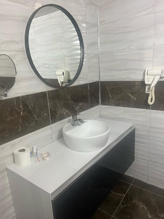 Uenaten Otel Gaziemir 外观 照片