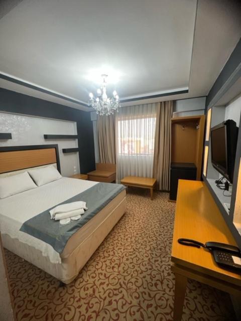 Uenaten Otel Gaziemir 外观 照片